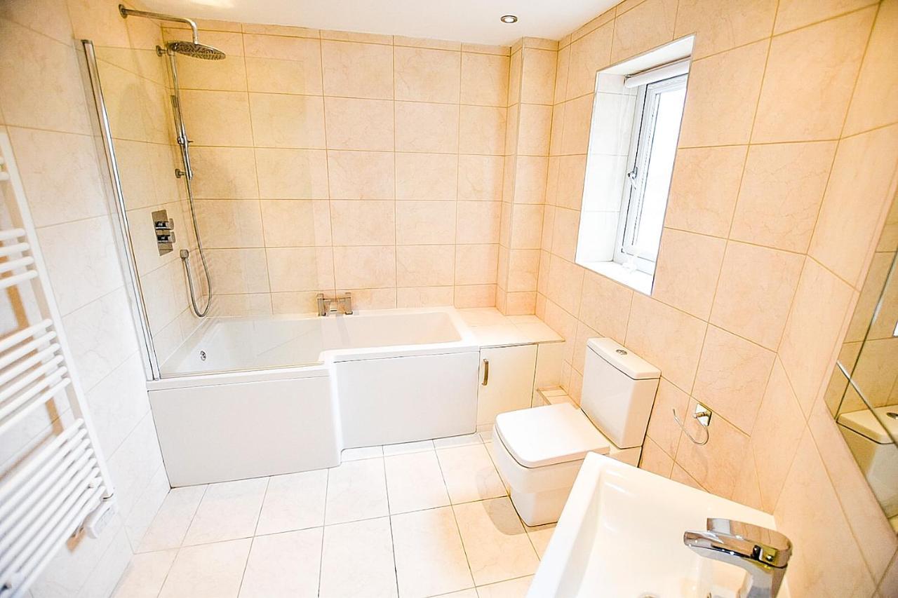 Sunderland Short Stays 2 Bedroom Apartment Free Parking Fulwell Sr6 מראה חיצוני תמונה