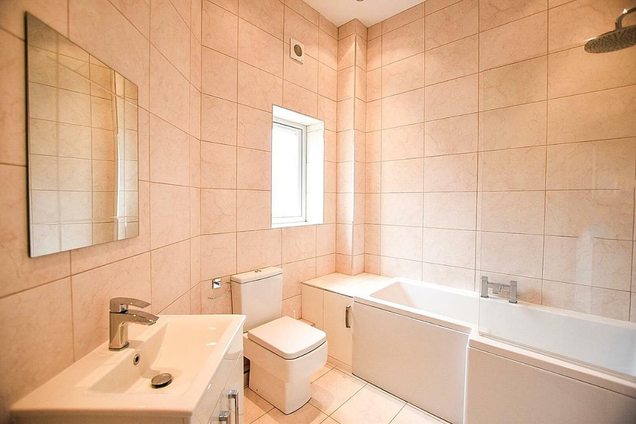 Sunderland Short Stays 2 Bedroom Apartment Free Parking Fulwell Sr6 מראה חיצוני תמונה
