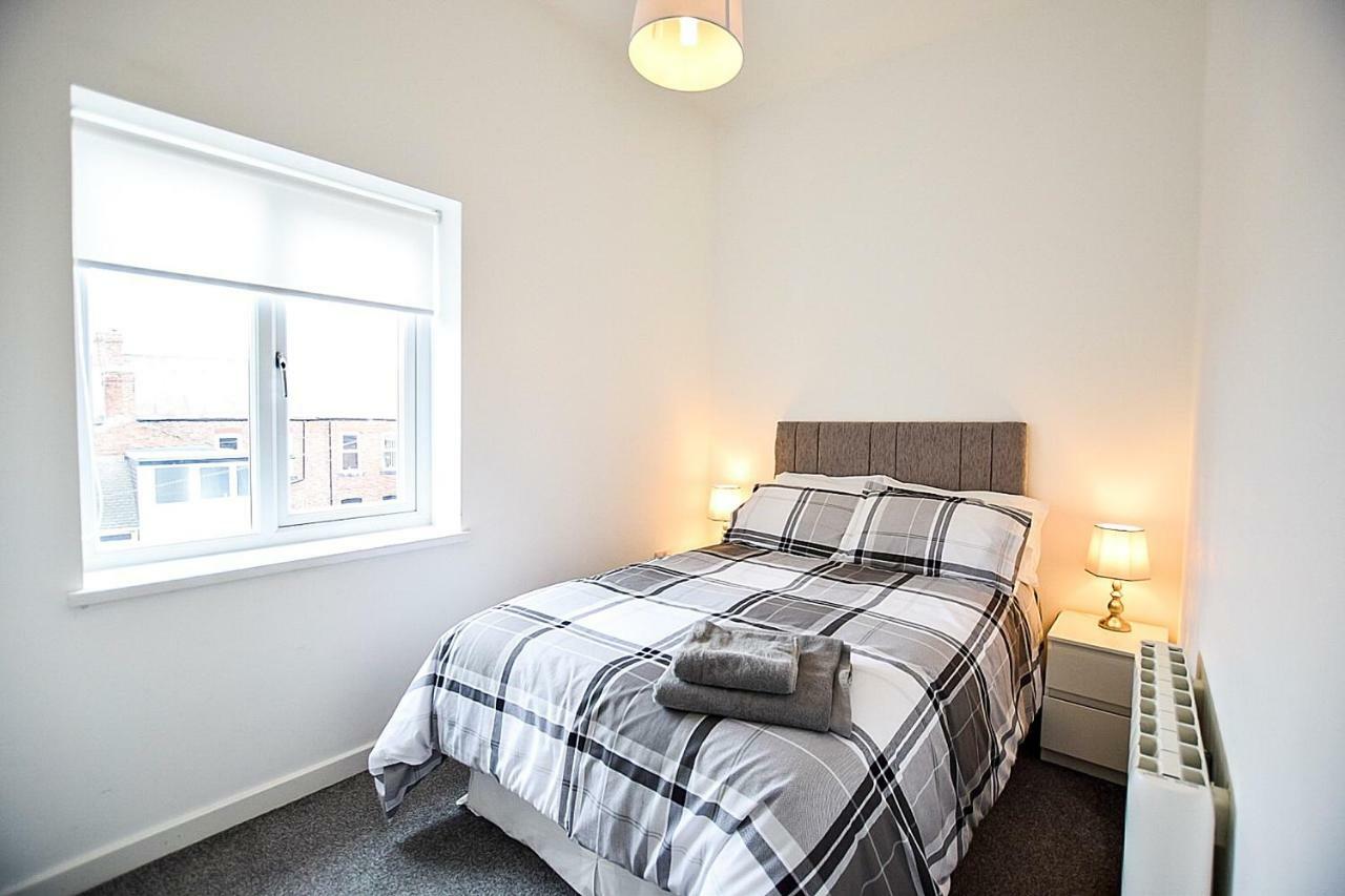 Sunderland Short Stays 2 Bedroom Apartment Free Parking Fulwell Sr6 מראה חיצוני תמונה